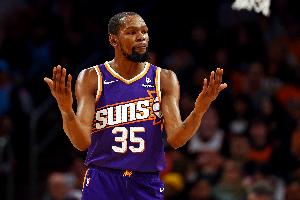 KD：乔丹需退役调整状态&amp;重新专注 我很欣赏他把身心健康放在首位